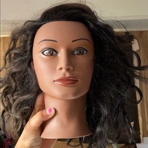 styling mannequin head